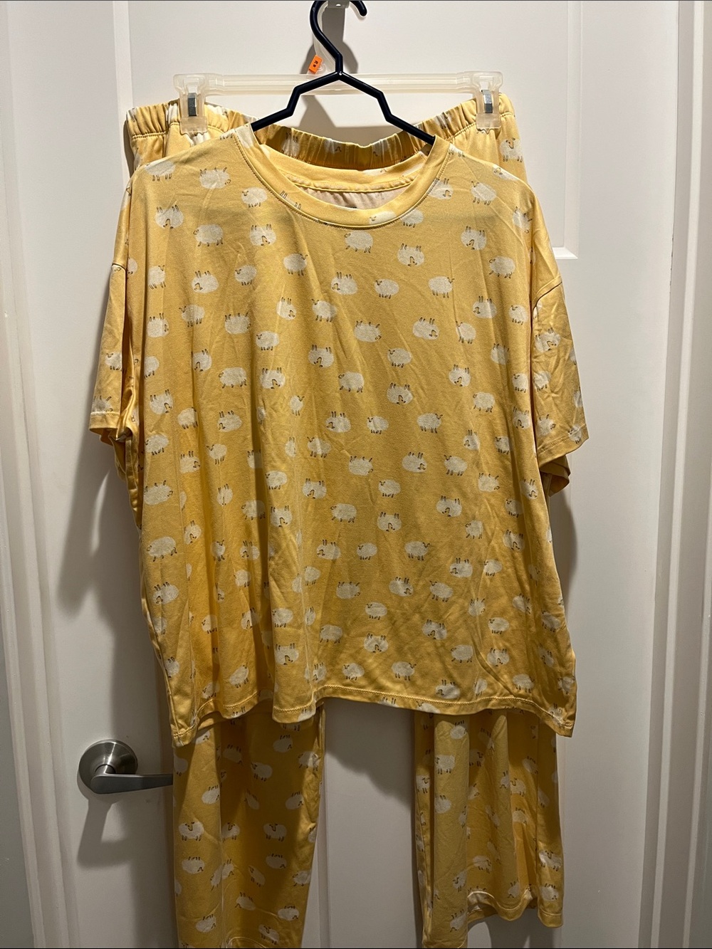 Women's Yellow Sheep-Print Pajama Set
